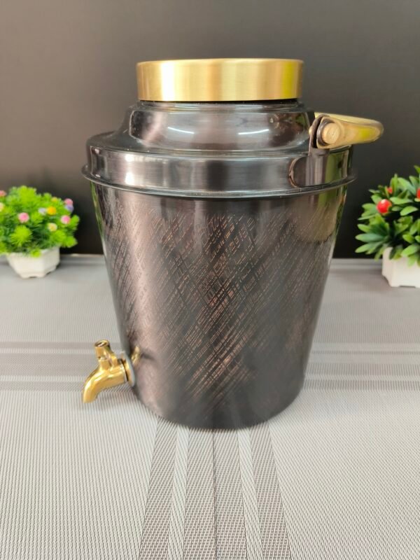 Pipal Rajwad Matka With Brass Lid And Handle 8000ml - Image 3